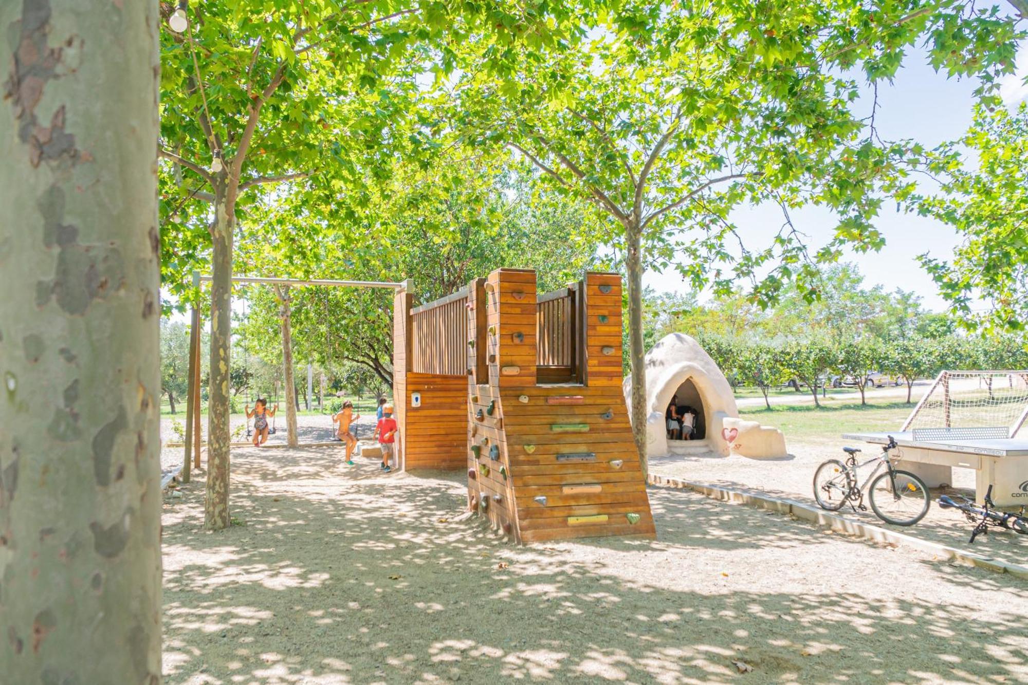 Ecologic Vinyols Camp 호텔 Vinyols i Els Arcs 외부 사진