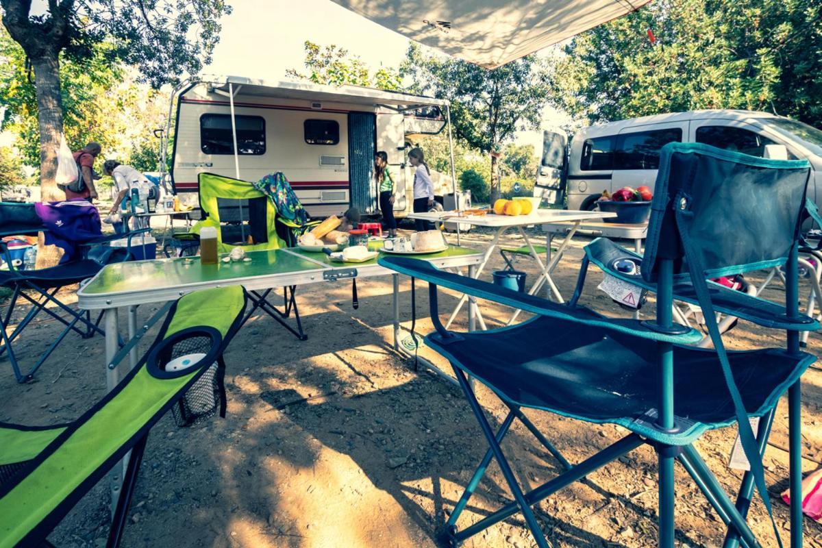 Ecologic Vinyols Camp 호텔 Vinyols i Els Arcs 외부 사진